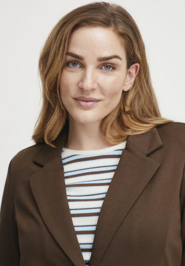 Длинный блейзер