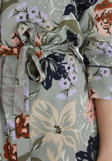 Короткое платье