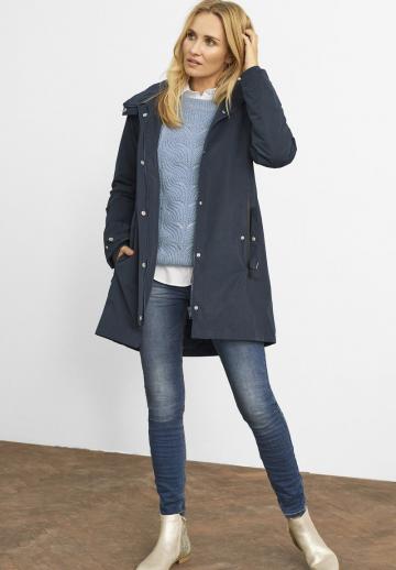 Узкие джинсы