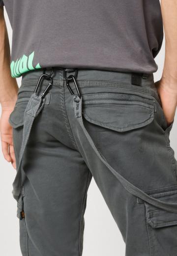 Брюки с накладными карманами