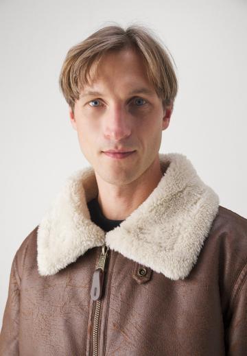 Кожаная куртка