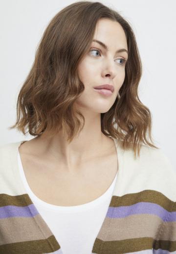 Длинный жилет