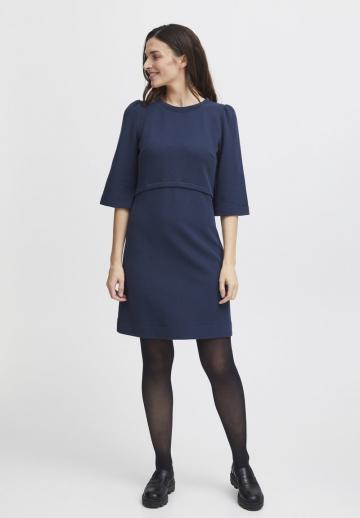 Вязаное платье