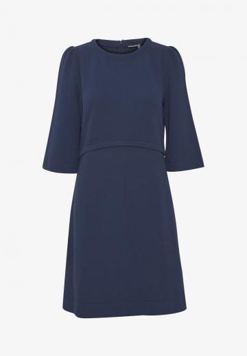 Вязаное платье