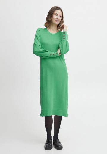 Вязаное платье