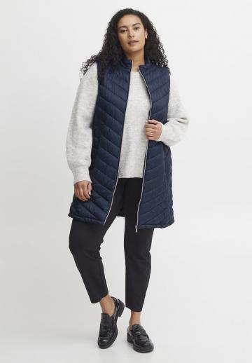 Длинный жилет