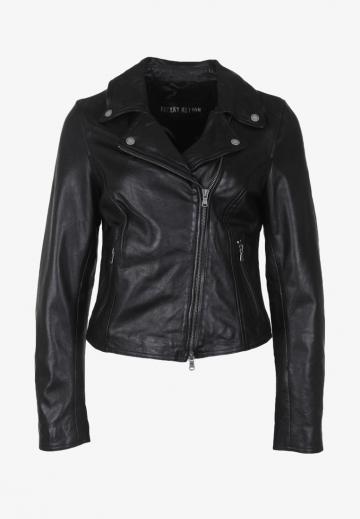 Короткая куртка