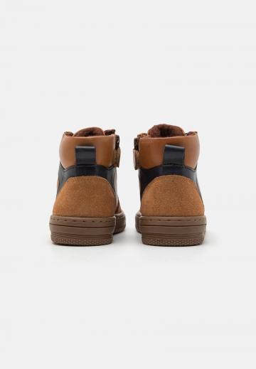 Высокие кеды