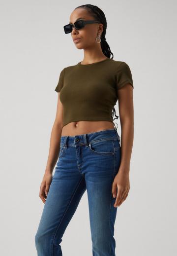 Прямые джинсы