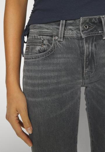 Клешеные брюки