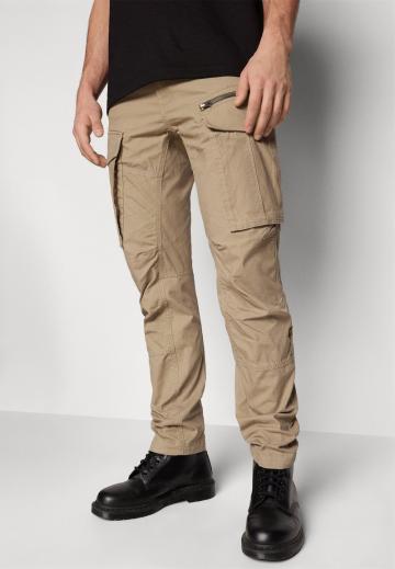 Брюки с накладными карманами