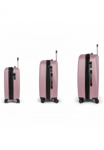 Чемодан на колесах