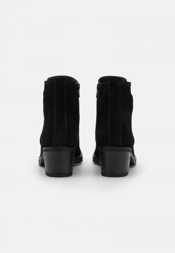 Полусапожки