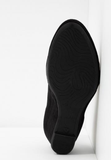 Туфли на танкетке