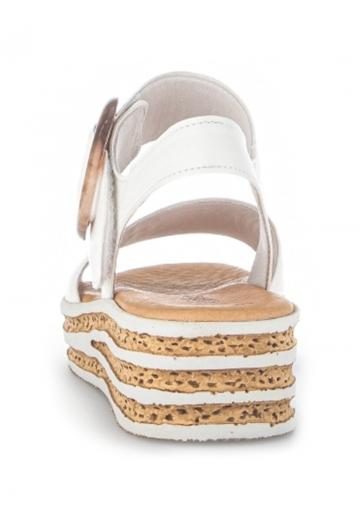 Босоножки на танкетке