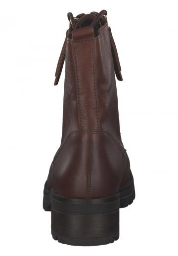 Ботинки на шнуровке