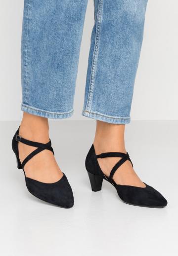 Туфли с ремешком
