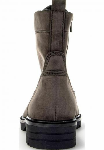 Ботинки на шнуровке