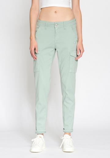 Короткие джинсы