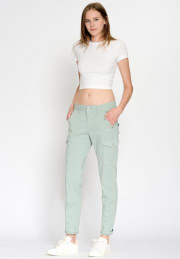 Короткие джинсы