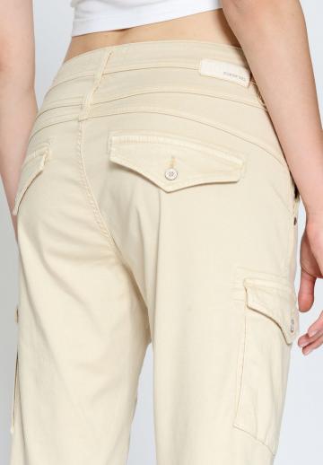 Короткие джинсы