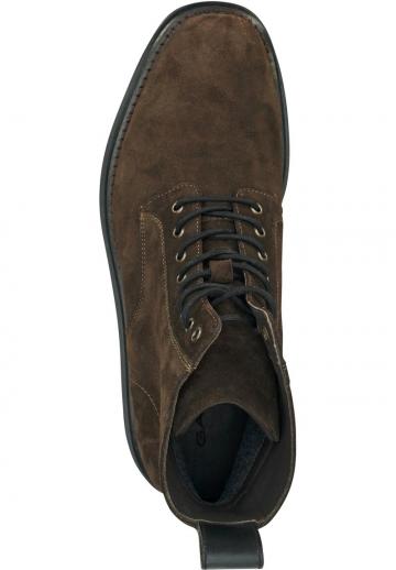 Ботинки на шнуровке