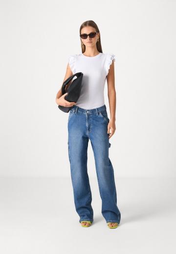 Свободные джинсы