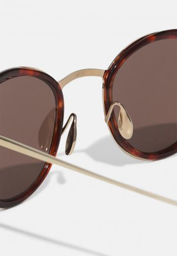 Солнечные очки