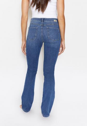 Клешеные брюки