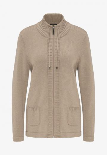 Длинный жилет