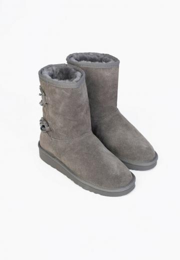 Зимние ботинки