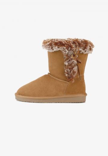 Зимние ботинки