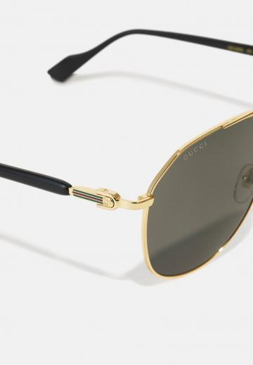 Солнечные очки