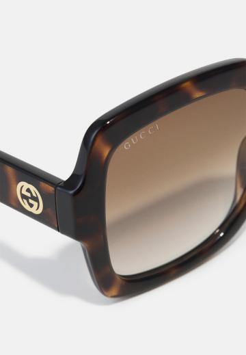 Солнечные очки