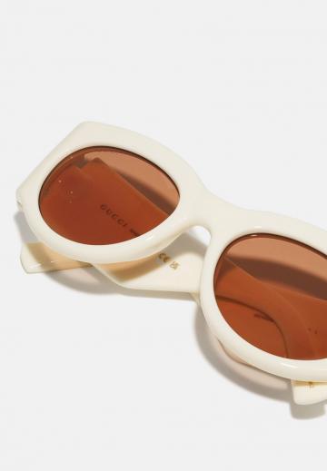 Солнечные очки