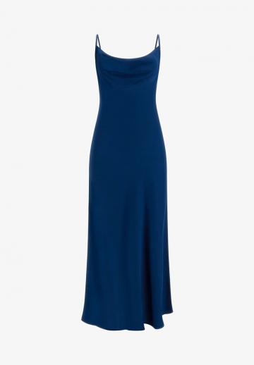 Длинное платье