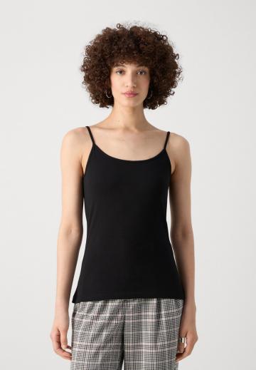 Топ на бретельках