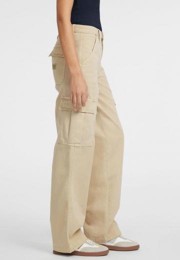 Брюки с накладными карманами