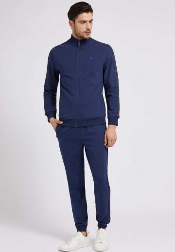 Спортивная кофта