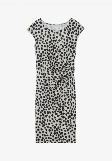 Платье футляр