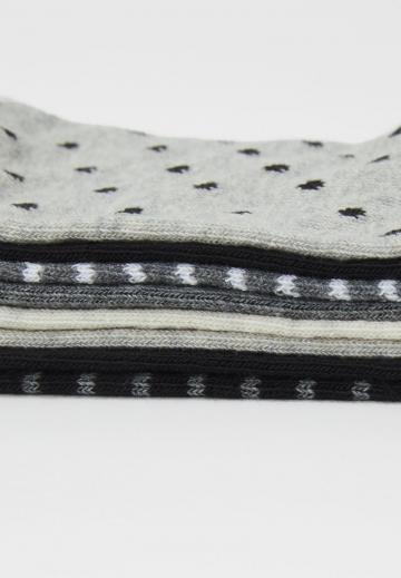 Короткие носки