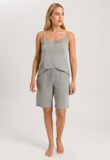 Топ на бретельках