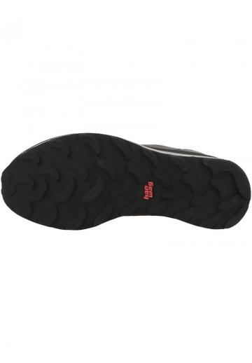 Походные ботинки