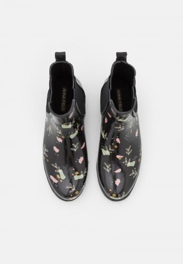 Резиновые сапоги