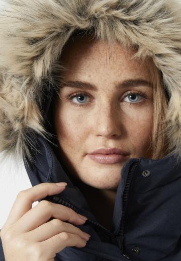 Спортивная куртка