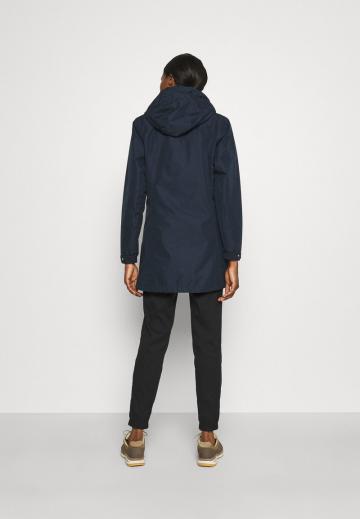 Спортивная куртка