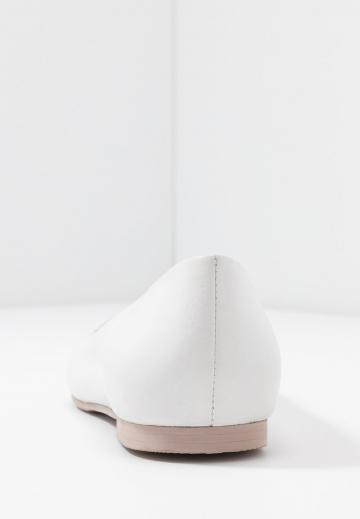 Спортивные балетки