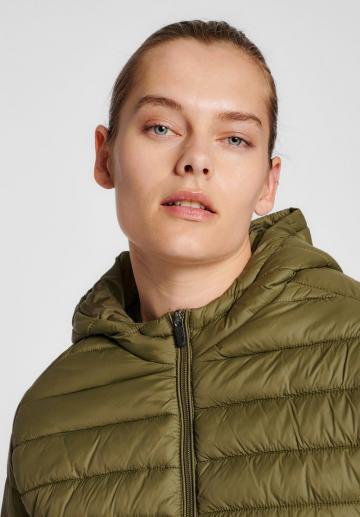 Спортивная куртка