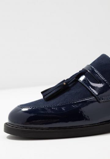 Полуботинки