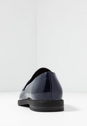 Полуботинки